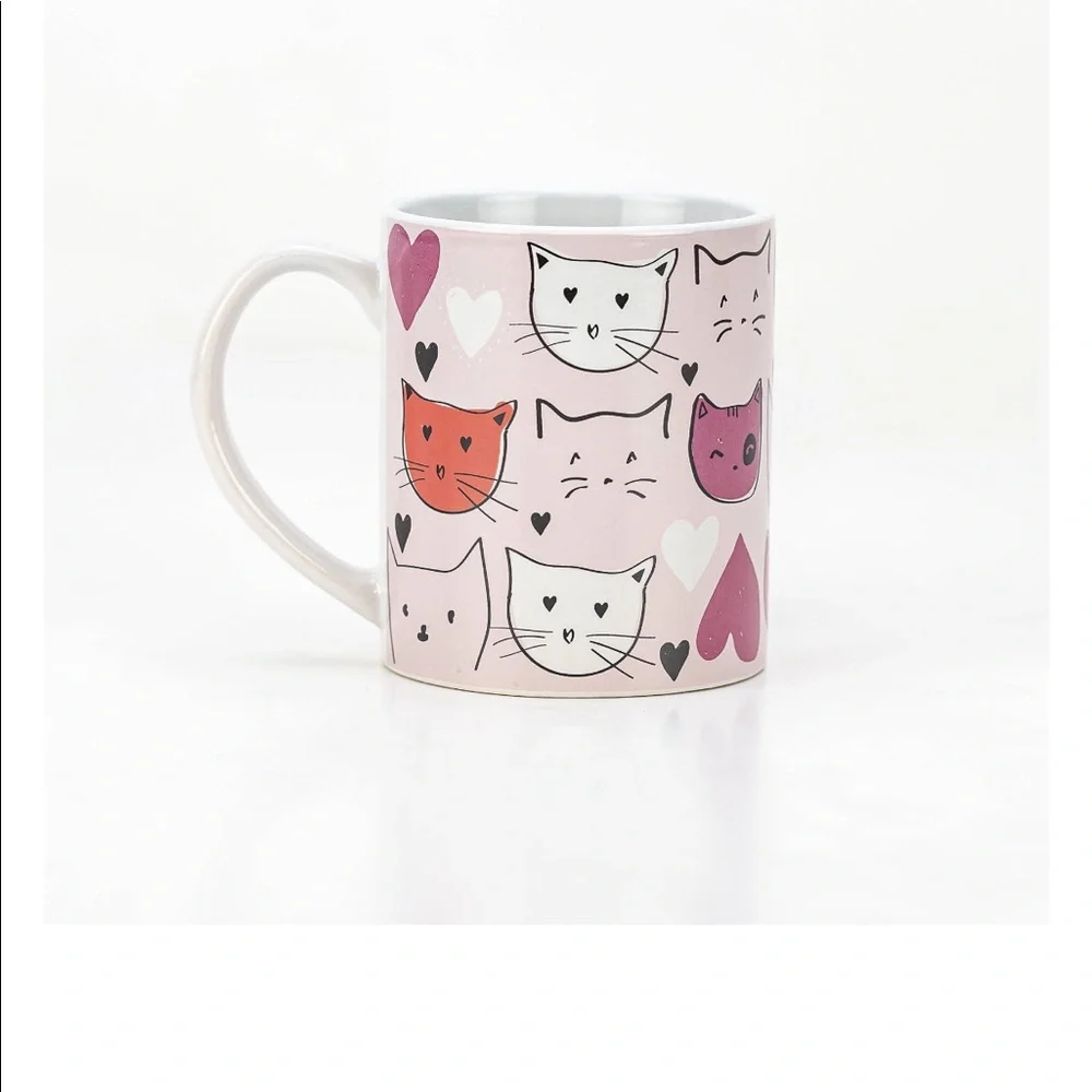 Matching mug and Pet bowl.